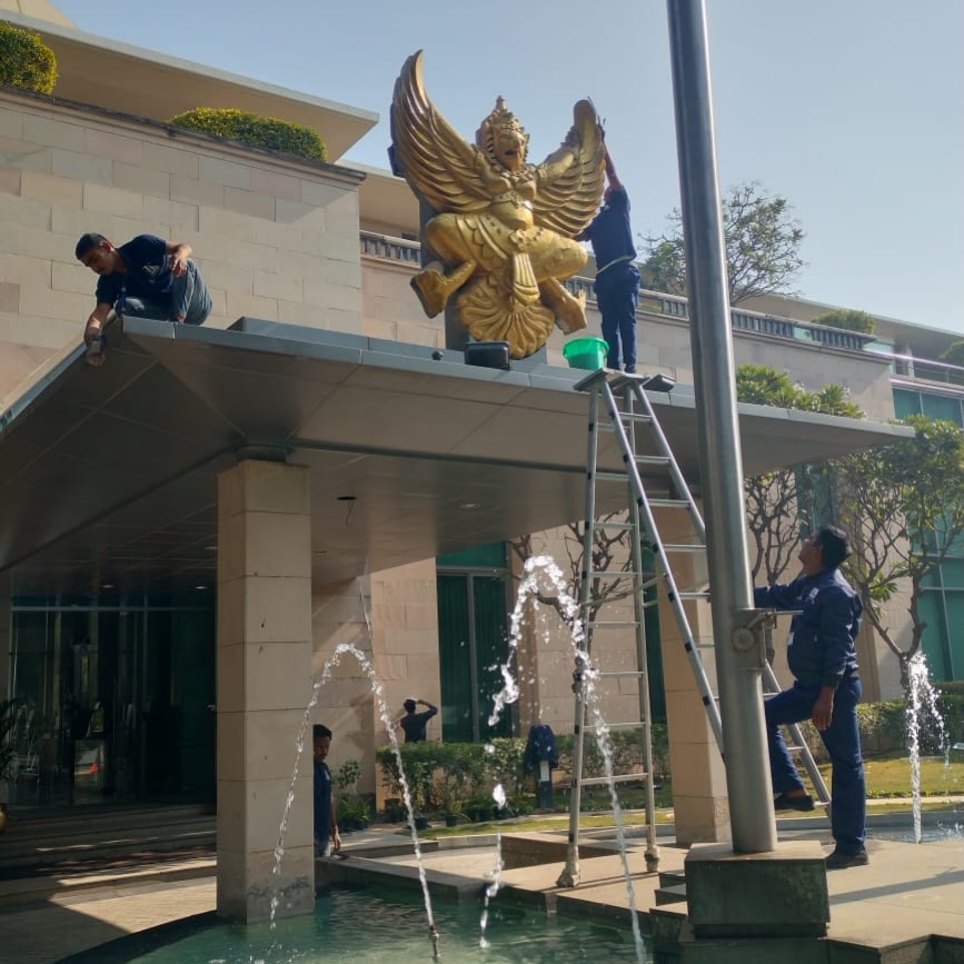 Housekeeping deep cleaning